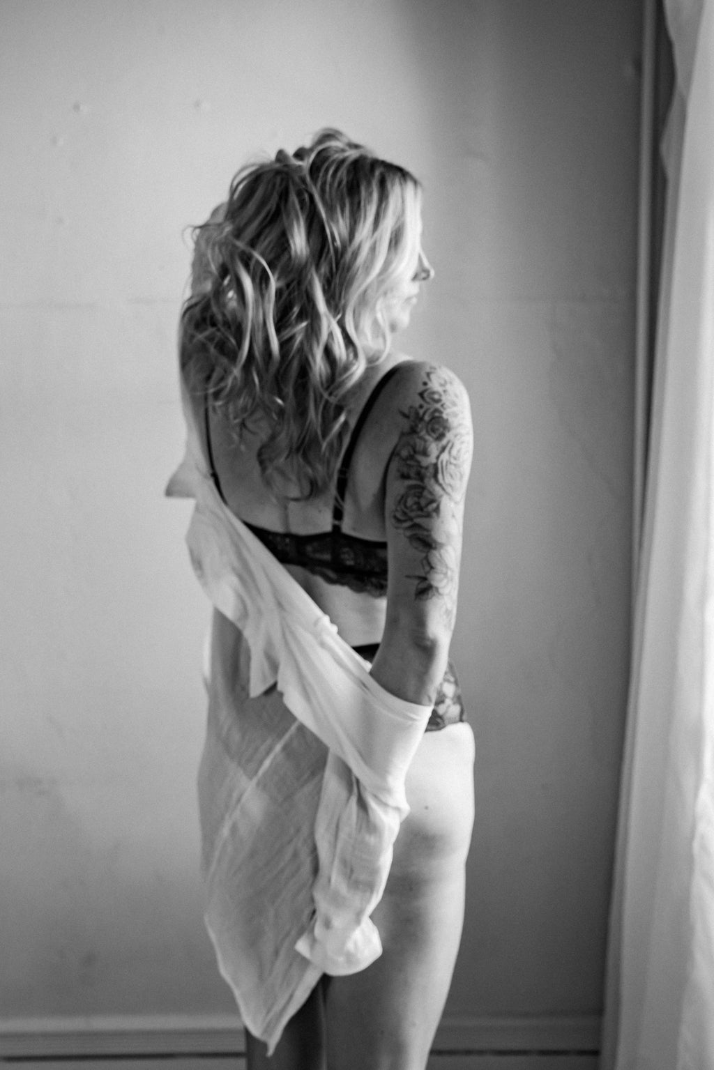 60 minute Studio Boudoir Session EUREKA