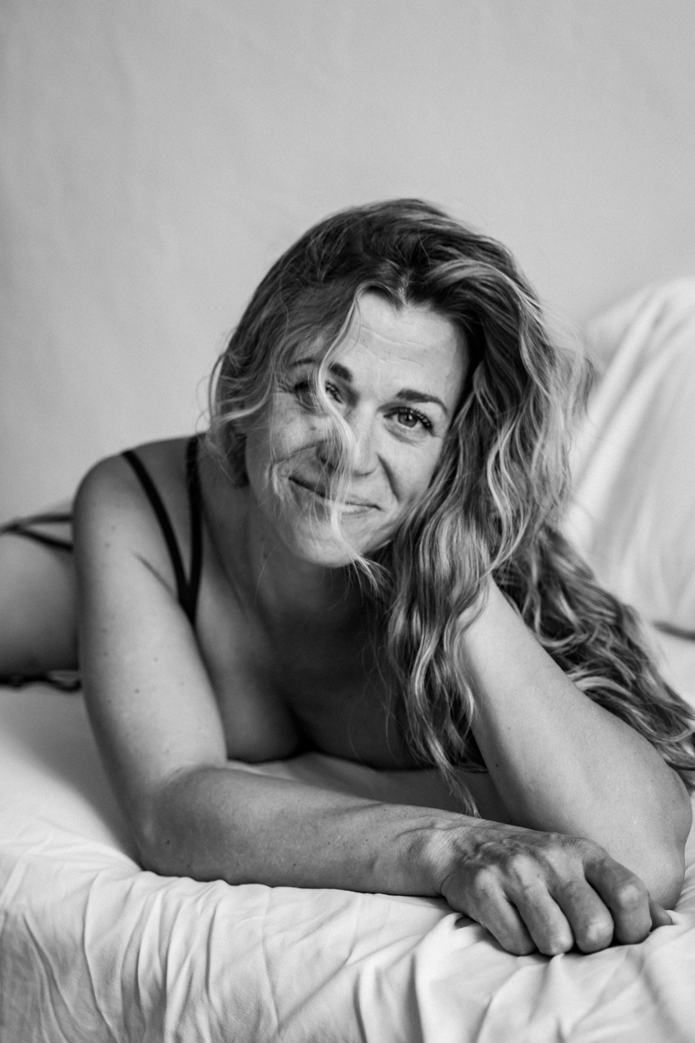 60 minute Studio Boudoir Session EUREKA